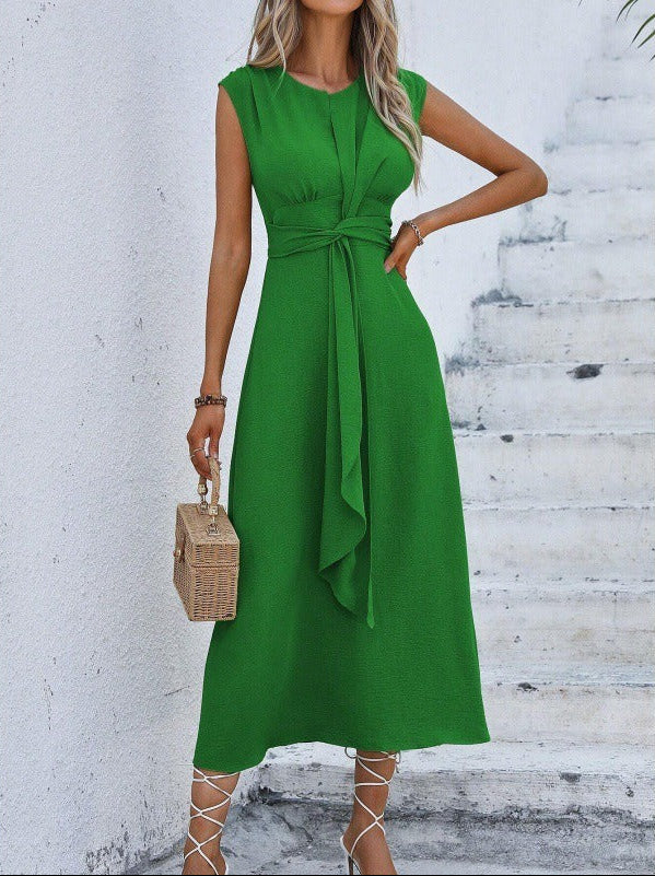 Eva | Sleeveless elegant dress with adjustable belt