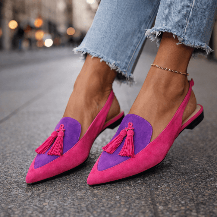 Lorena Sandals con Tiras y Borlas