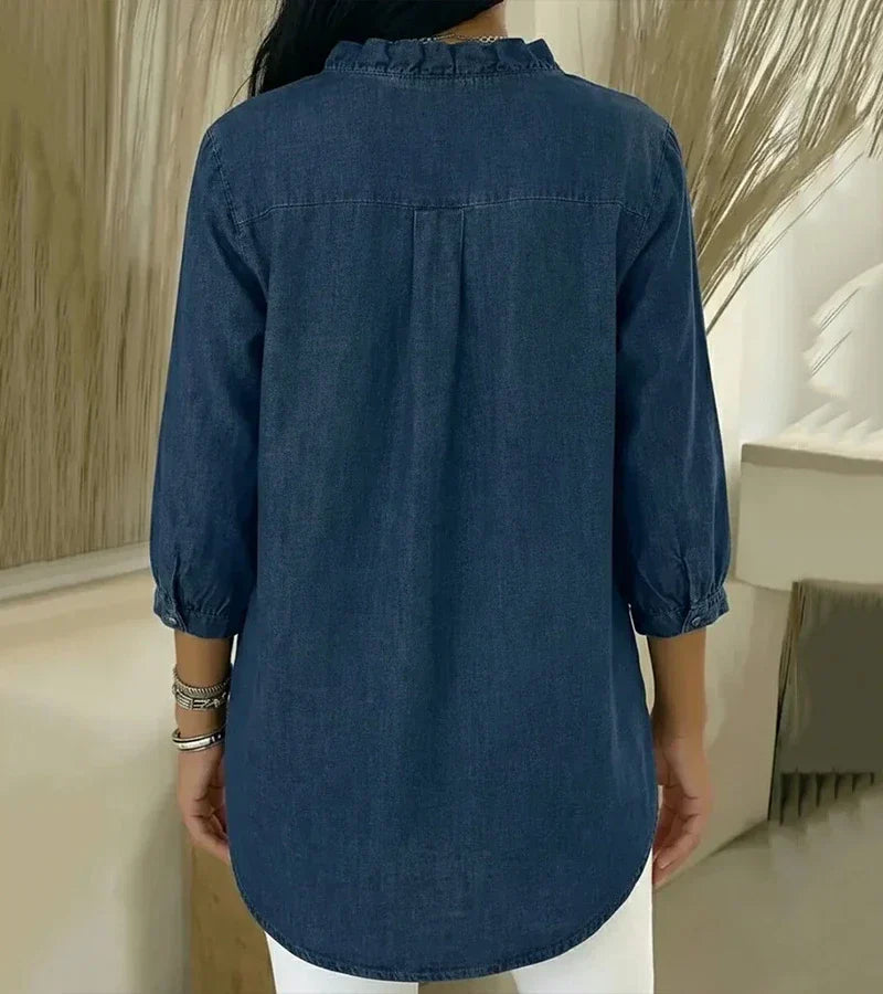 Lucía | Blusa vaquera fluida con escote en V