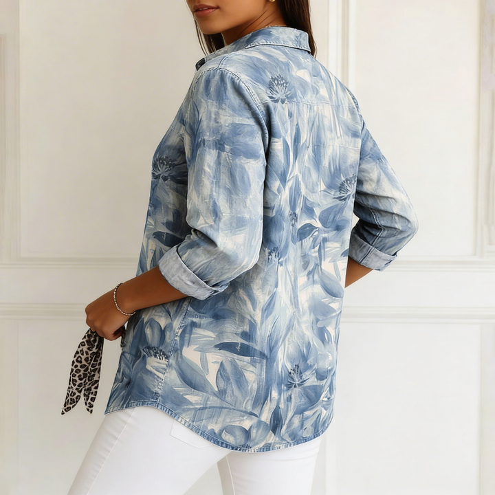 Bega | Blouse with blue flowers